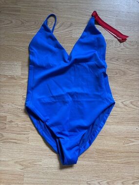 Left on Friday Sunday Suit